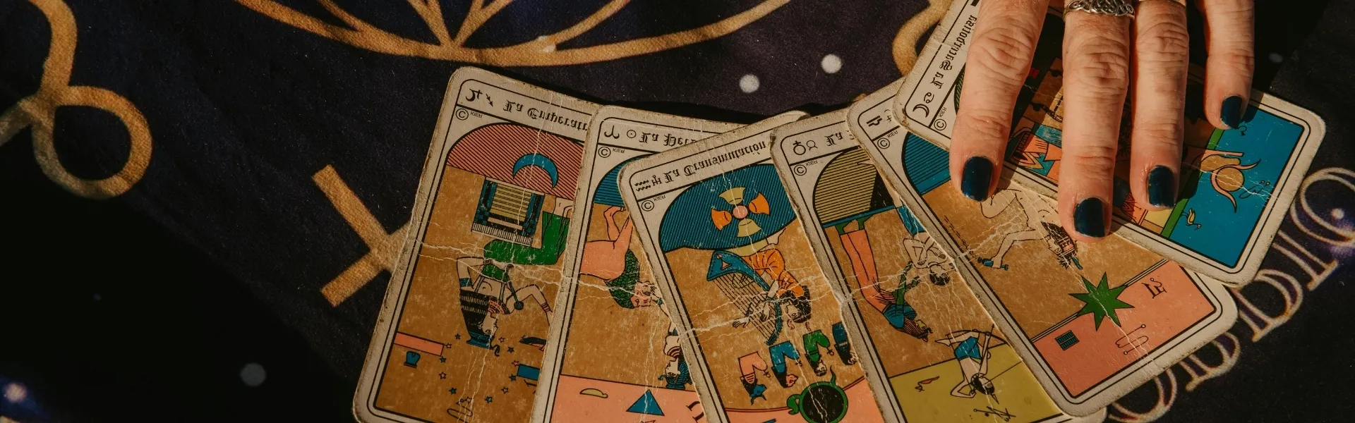 PG Diploma in Tarot Reading course
