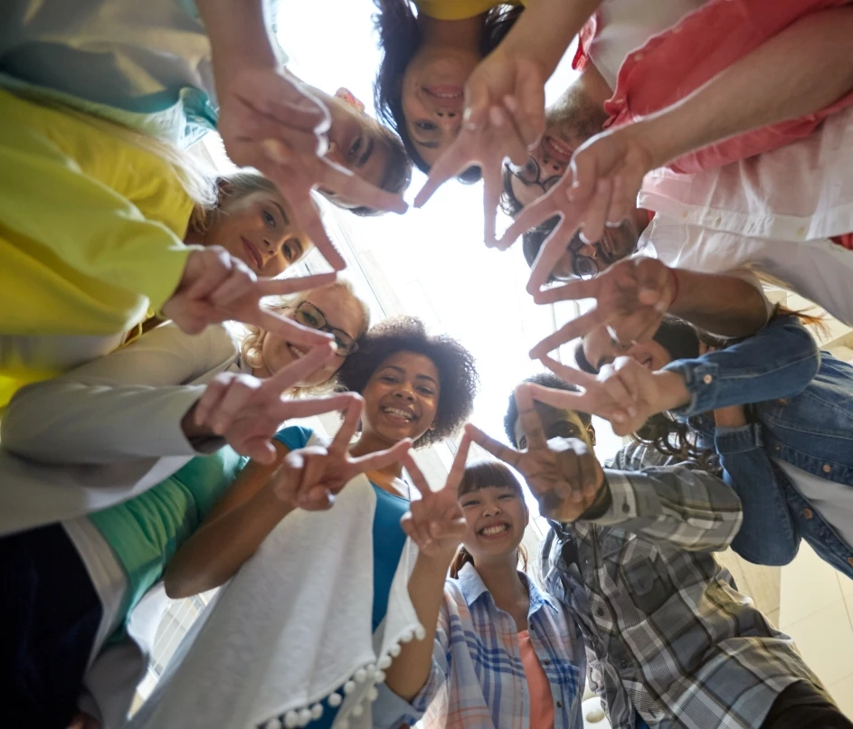 International student receiving online admission support