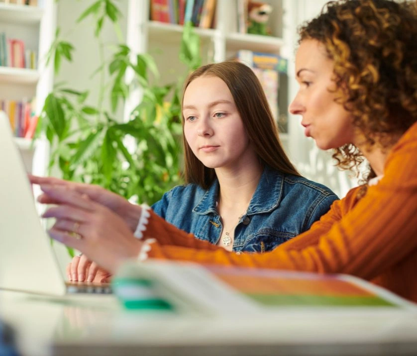 Student downloading an official university form
